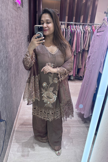 Zayna sharara suit
