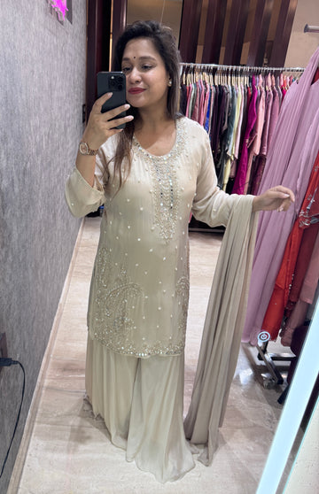 Kishmish sharara suit