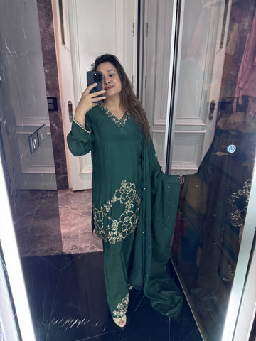 Kaina crepe suit