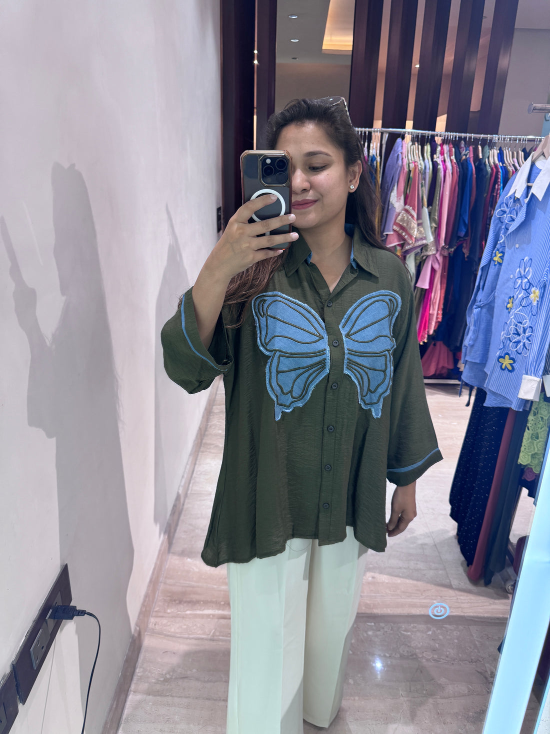Thea shirt
