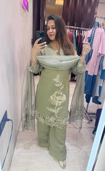 Aqsa suit