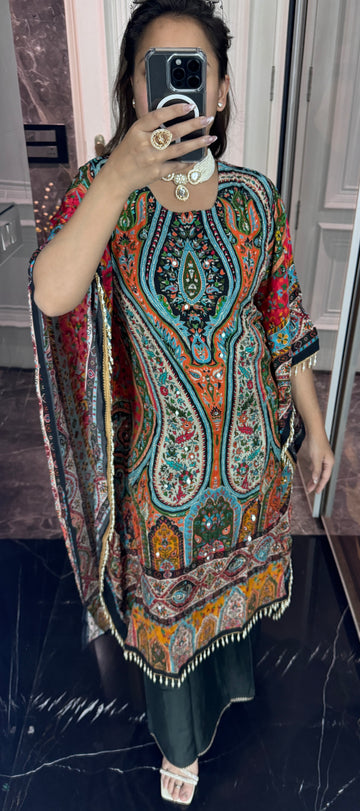 Naina Kaftan Set